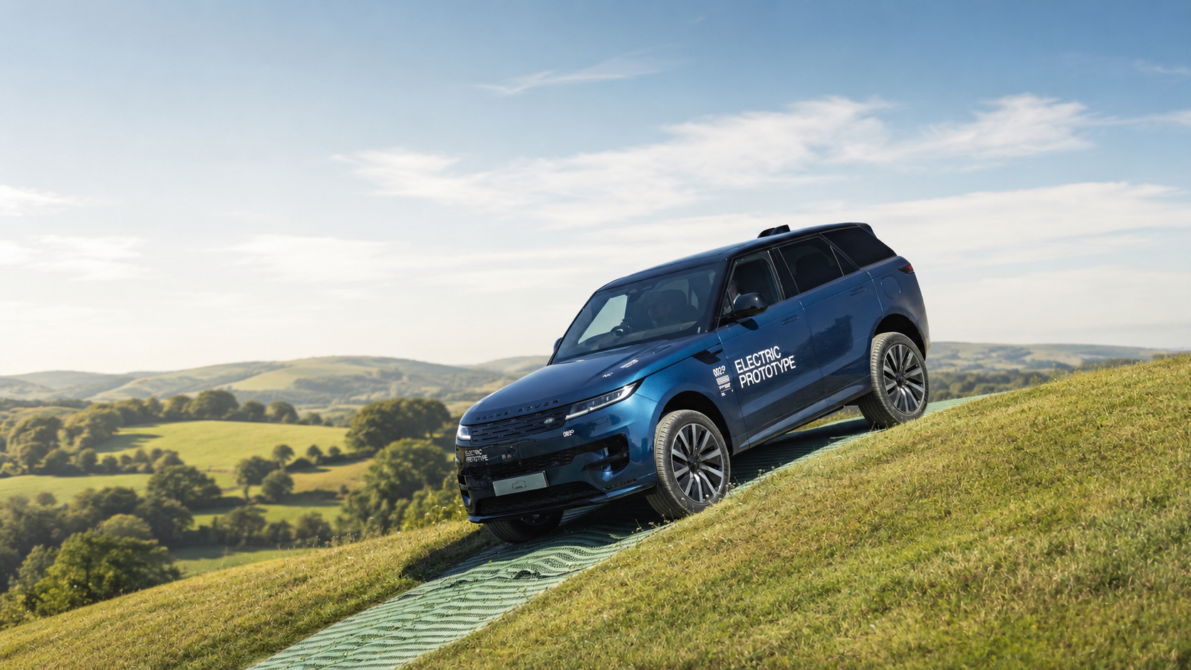Range Rover Sport bëhet elektrik: çfarë u tregua në Goodwood dhe çfarë mbetet e pazbuluar Range Rover Sport bëhet elektrik: çfarë u tregua në Goodwood dhe çfarë mbetet e pazbuluar