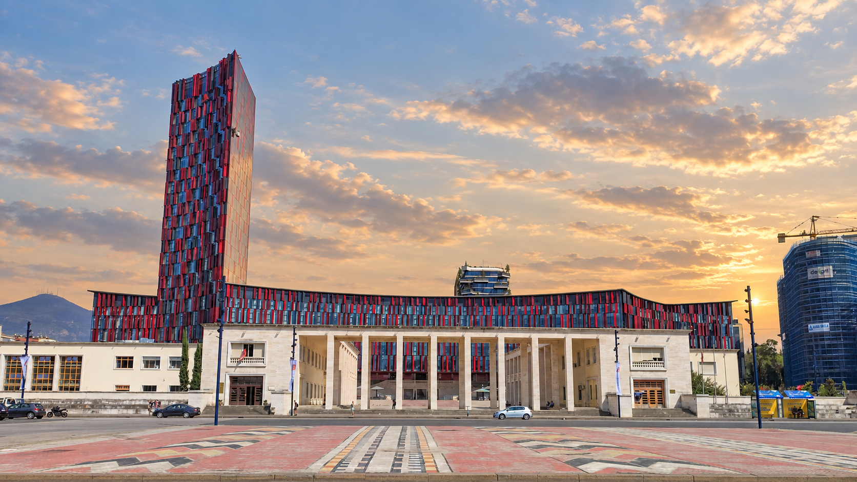 Nga ora 17:00 kufizohet qarkullimi rreth Air Albania në Tiranë Nga ora 17:00 kufizohet qarkullimi rreth Air Albania në Tiranë