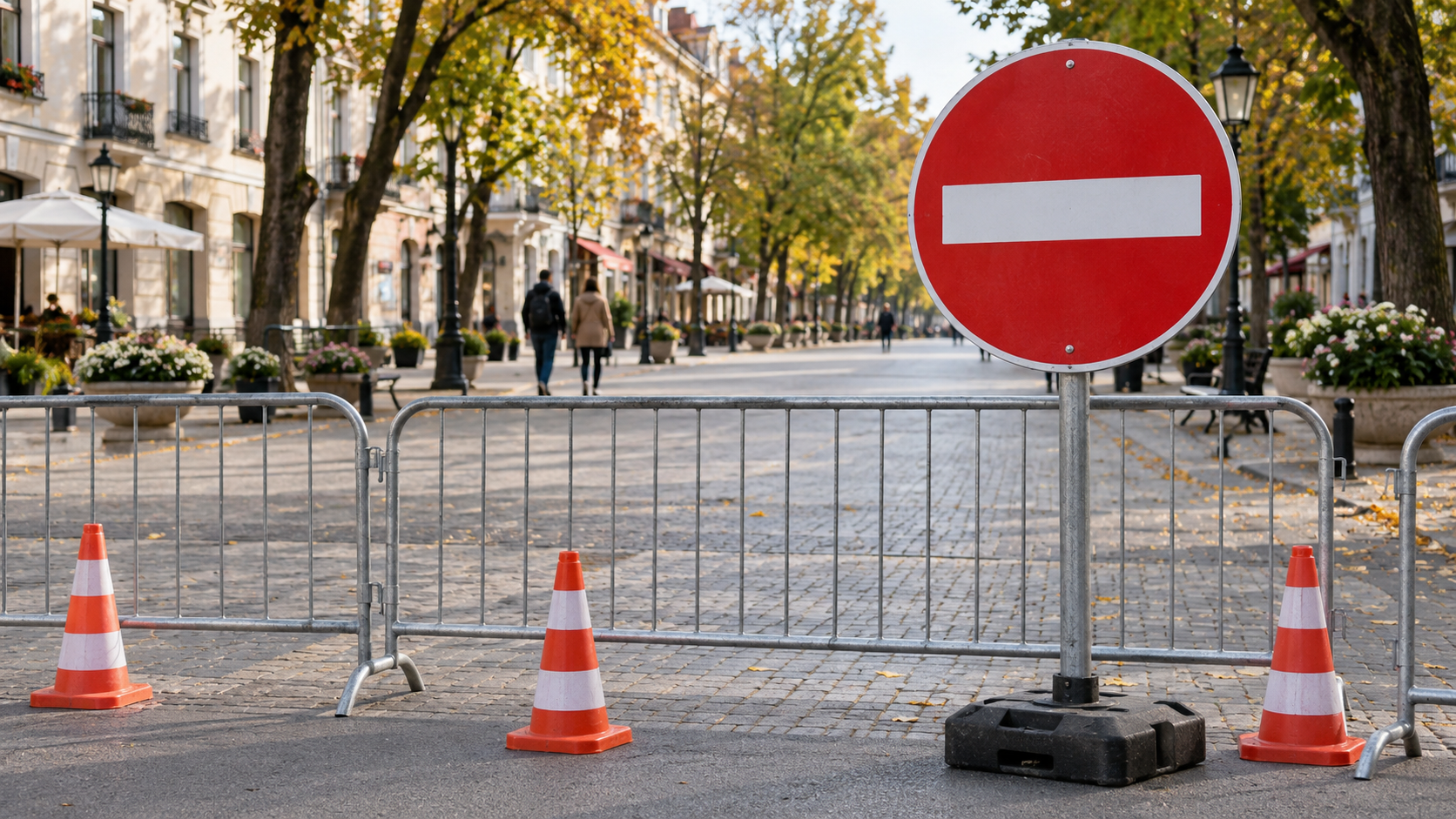 Centrul Chișinăului se închide pentru weekend: două sectoare au orare diferite Centrul Chișinăului se închide pentru weekend: două sectoare au orare diferite