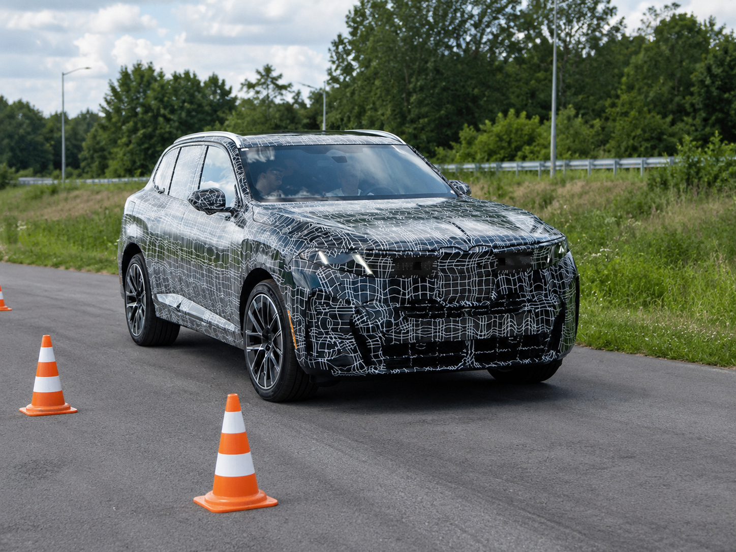 BMW X5 Hydrogen se apropie: noul X5 va avea cinci tipuri de propulsie BMW X5 Hydrogen se apropie: noul X5 va avea cinci tipuri de propulsie