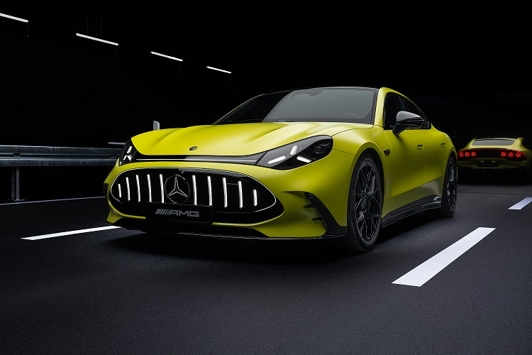 Mercedes-AMG GT 4-Door Coupé Goes Electric: 1,169 hp, 2.1 Seconds to 100 km/h and a New Era for AMG